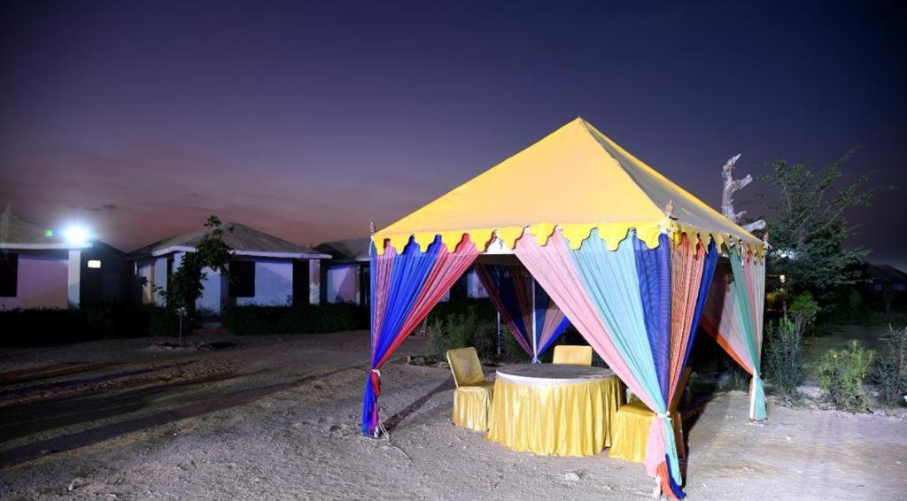 Desert Holiday Camp Jaisalmer Hotel Sam Exterior photo